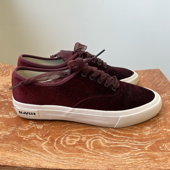 Seavees for J. Crew Velvet Sneakers - Picture 4 of 6